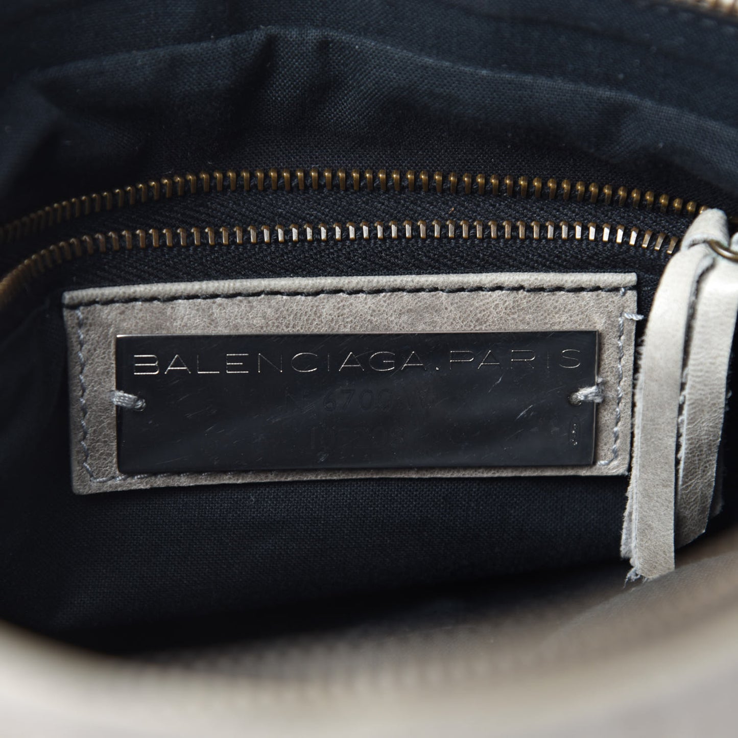 Chevre Classic Hardware First Greige