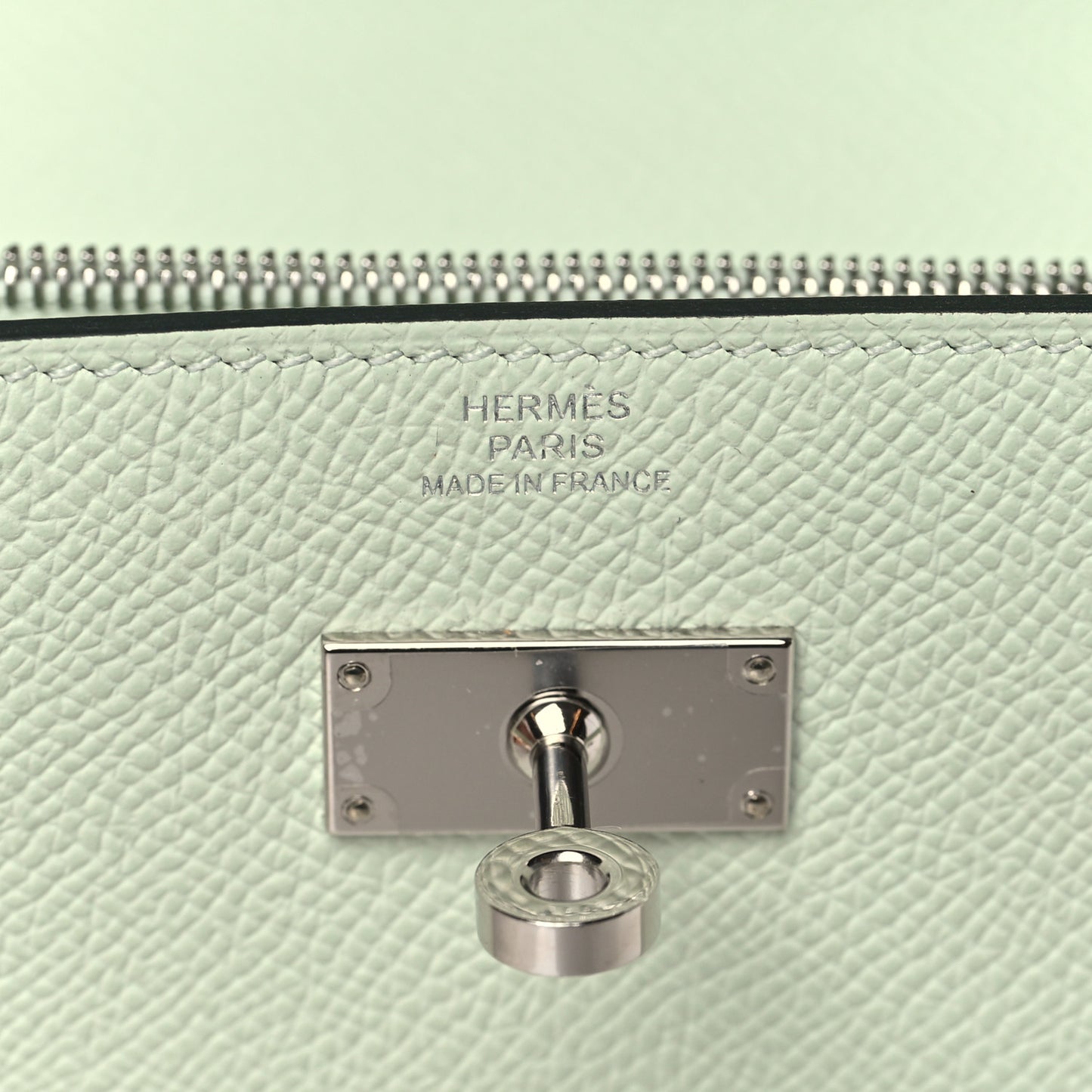 Epsom Kelly Wallet To Go Vert Fizz
