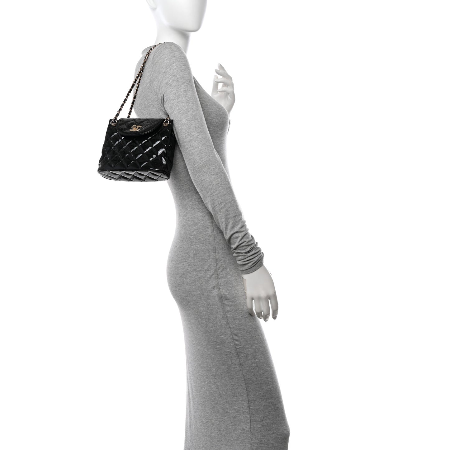 Patent Quilted Shiny Coco Small Flap Hobo Black