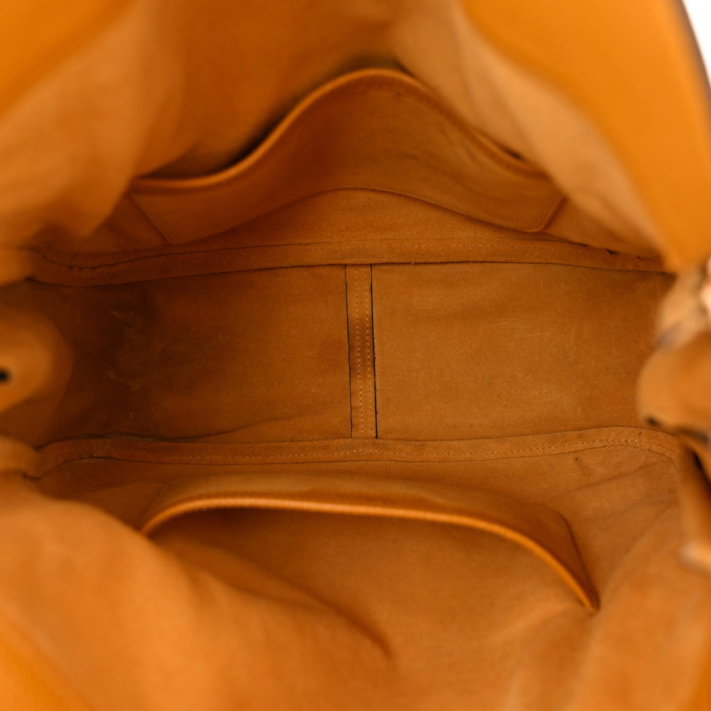 Small Classic Grain Calfskin Leighton Deep Amber