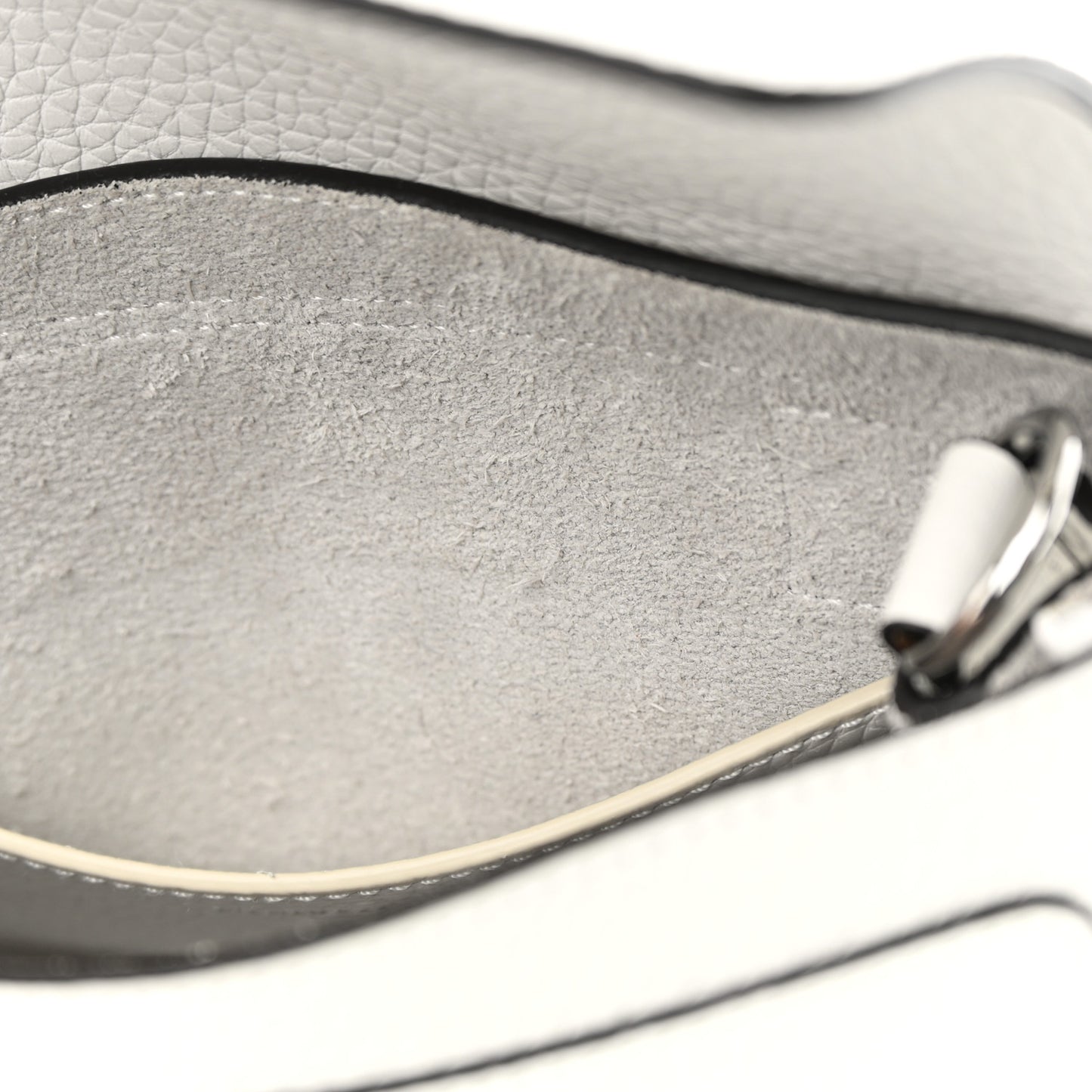 Heavy Grain Mini Alexa White