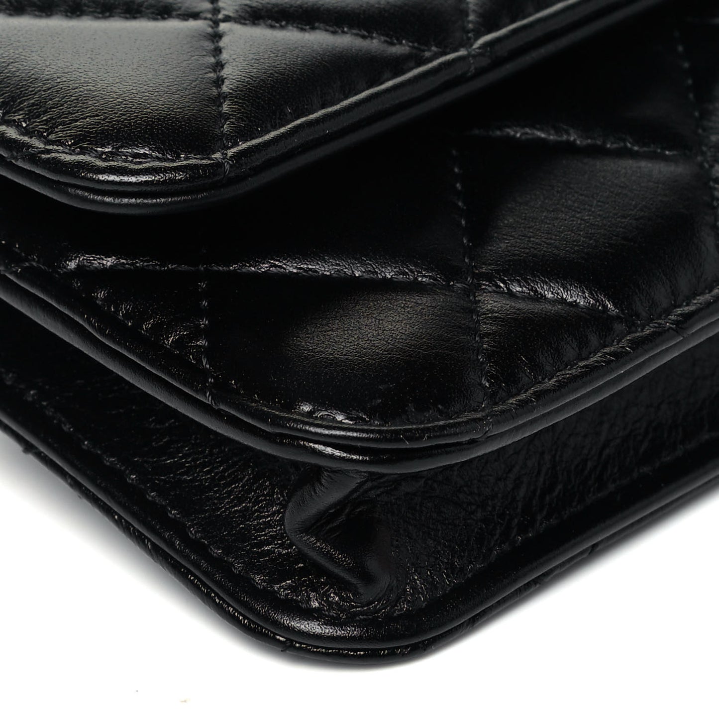 Calfskin Quilted Maxi Pearls Clutch With Chain Black