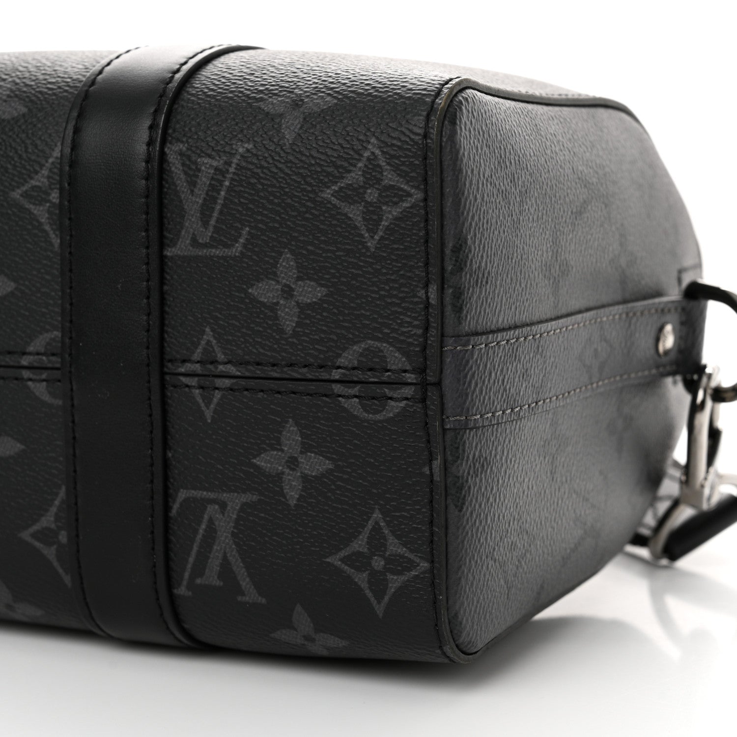 Louis Vuitton Reverse Monogram Eclipse City Keepall 9 of 13