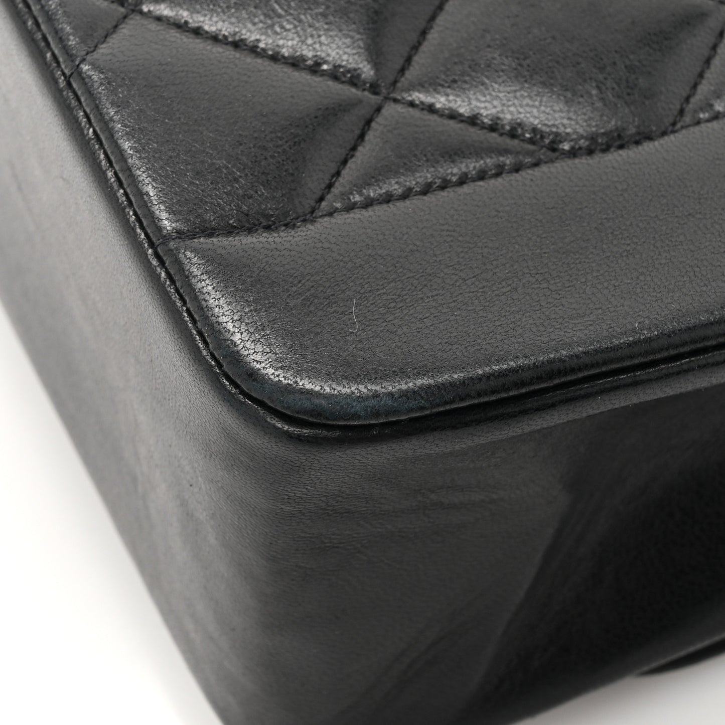 Lambskin Quilted Medium Single Flap Black
