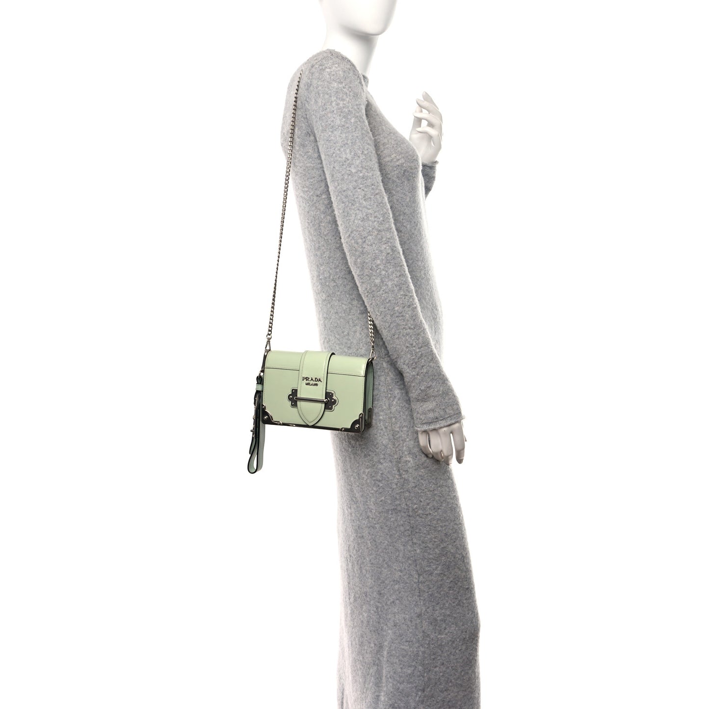 Spazzolato Soft Calf Cahier Chain Wristlet Acqua