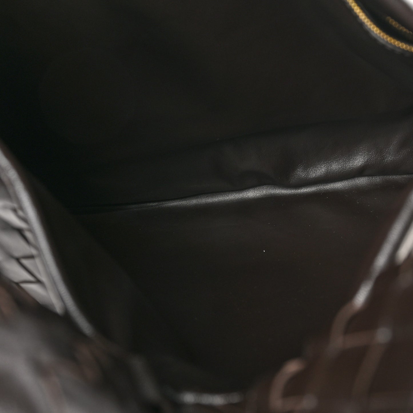 Calfskin Intrecciato Small Hop Fondant