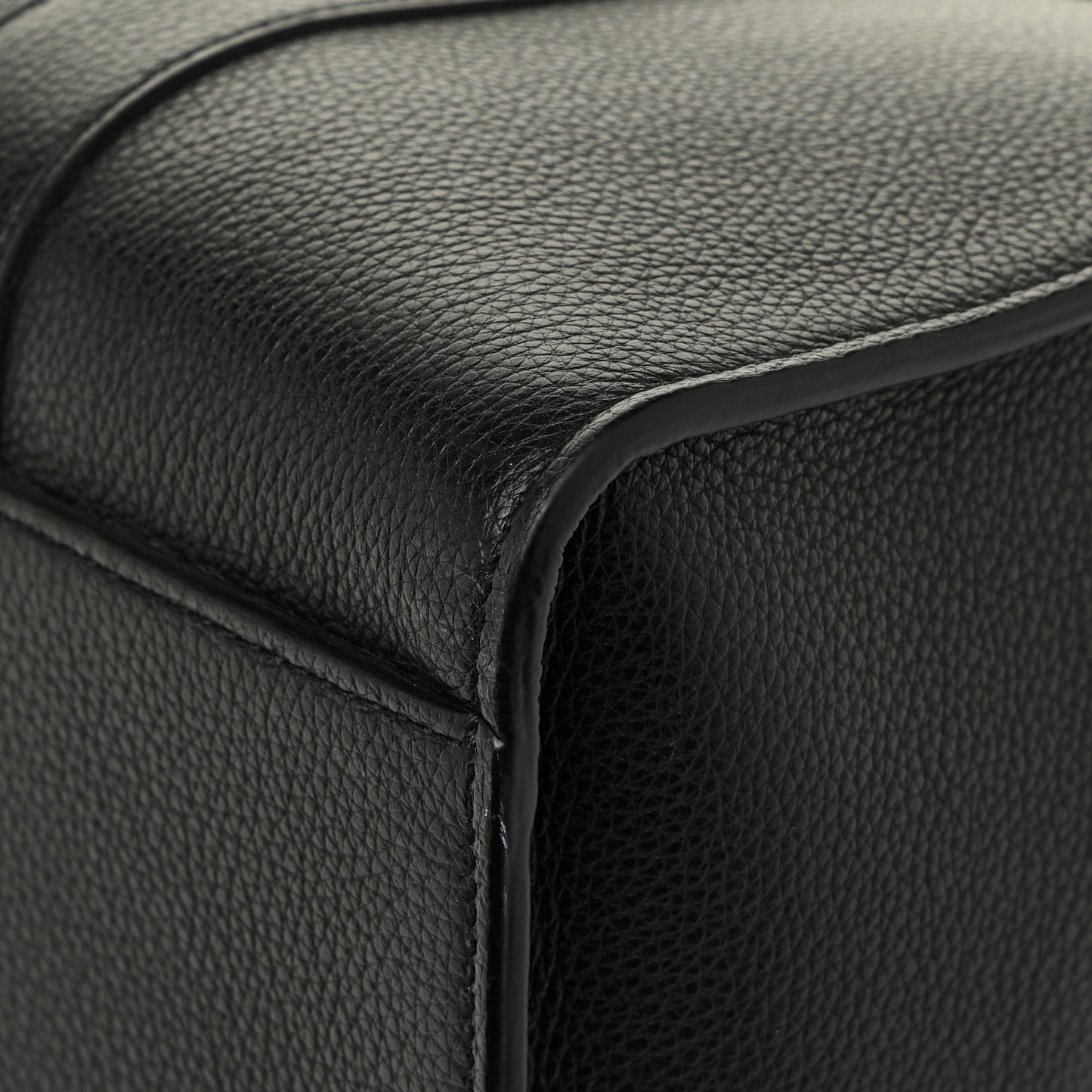 Small Classic Grain Bayswater Black