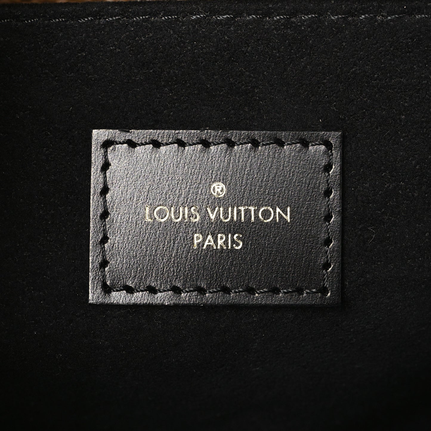Reverse Monogram Pochette Metis