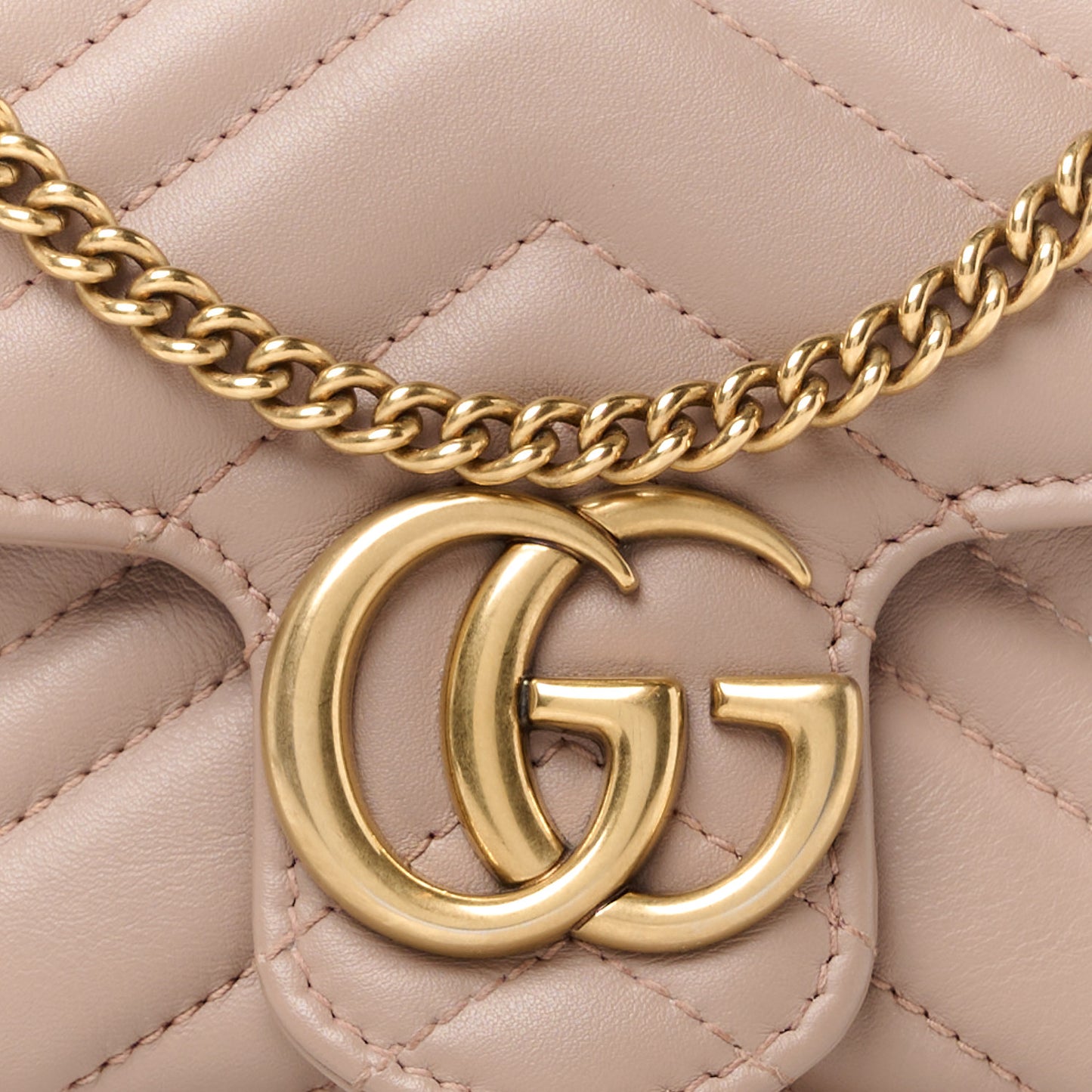 Calfskin Matelasse Super Mini GG Marmont Shoulder Bag Porcelain Rose