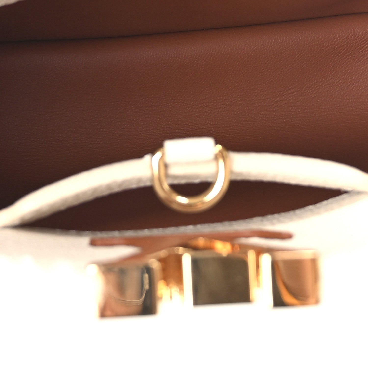 Louis Vuitton Shearling Calfskin Capucines BB White 5 of 9