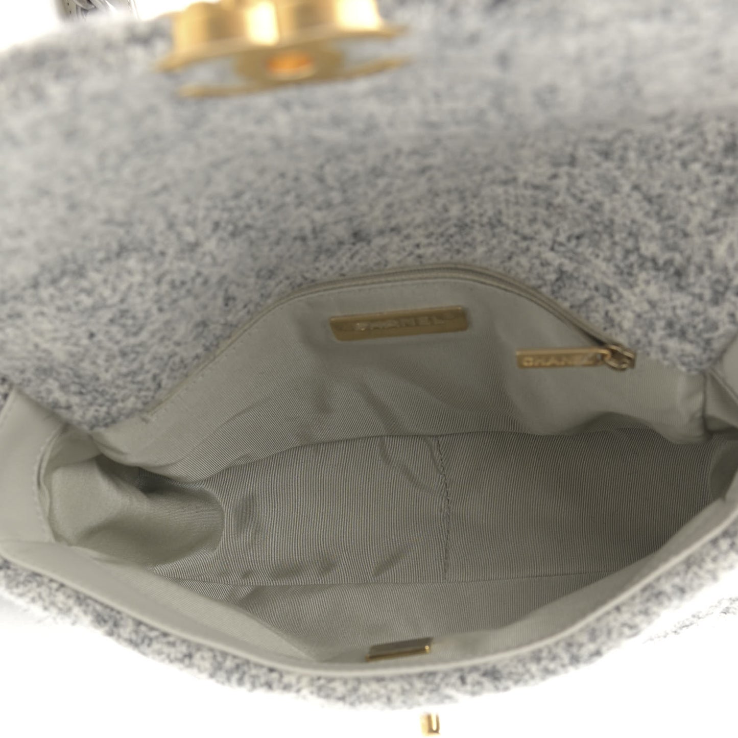 Tweed Quilted Medium Chanel 19 Flap Grey Ecru