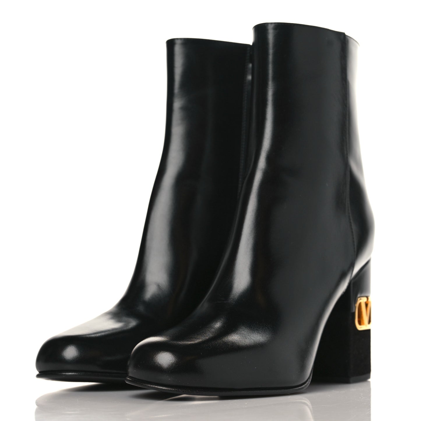 Heritage Calfskin VLogo 90mm Ankle Booties 38 Black