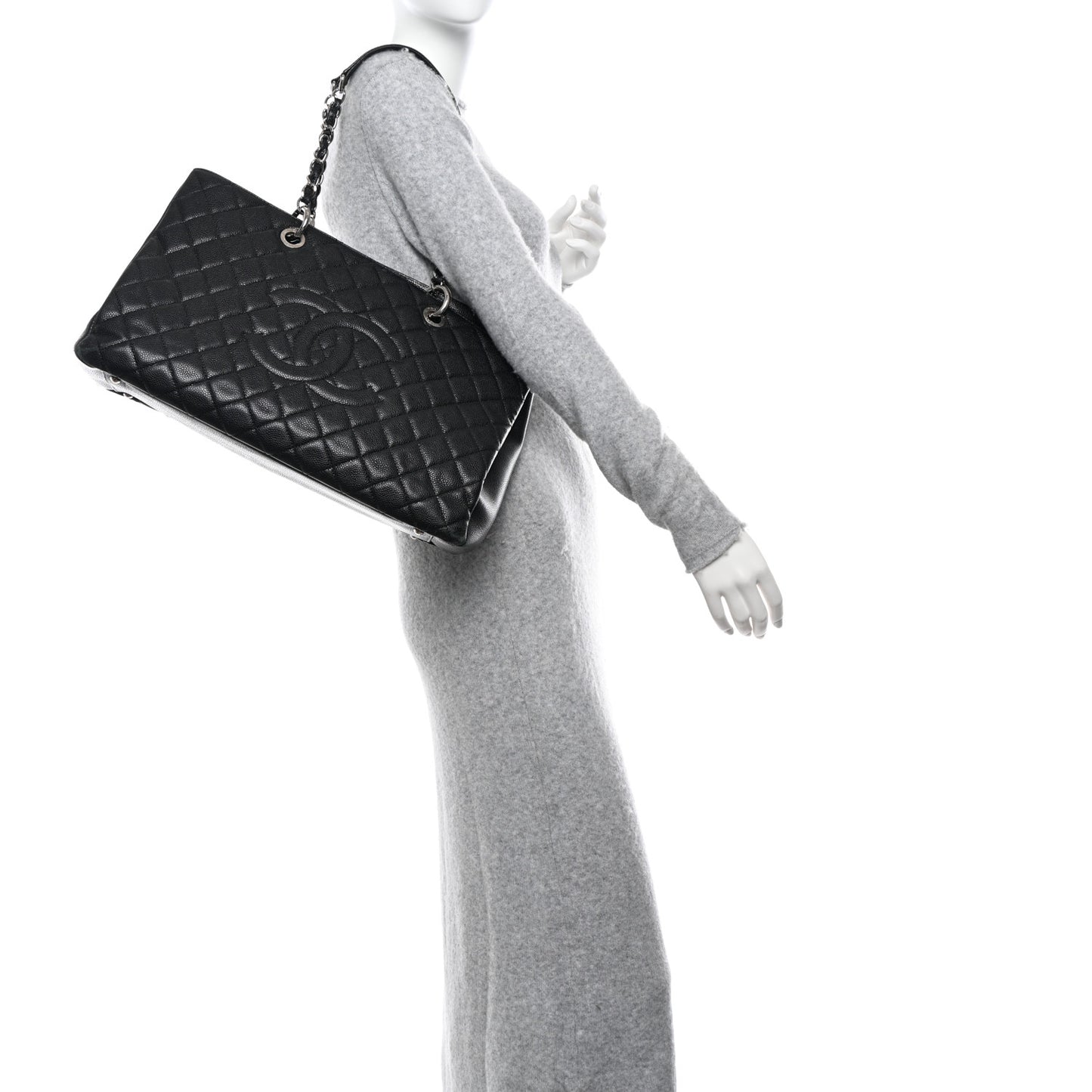 Caviar Quilted XL Grand Shopping Tote GST Black