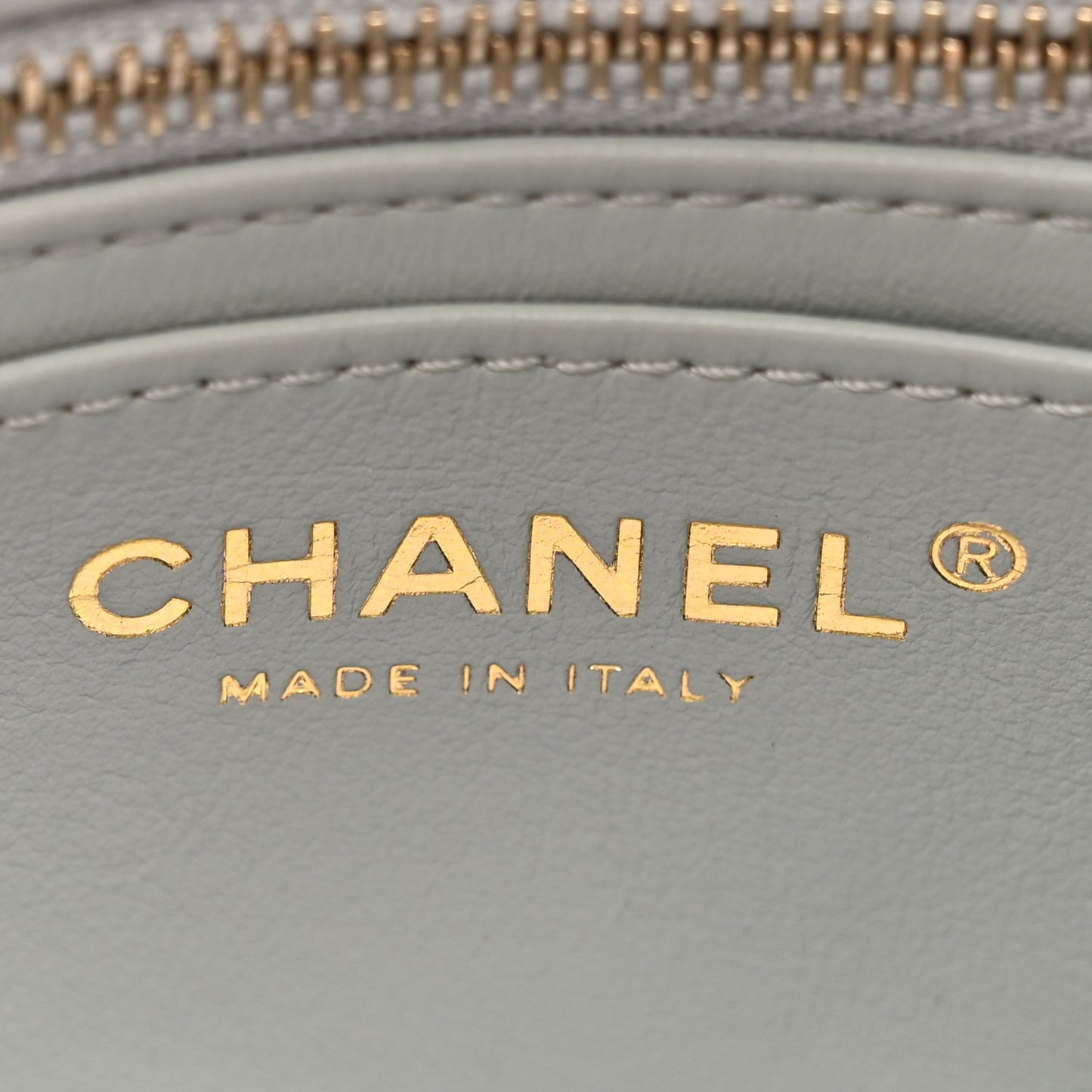 Lambskin Quilted Mini Pearl Crush Flap Light Grey