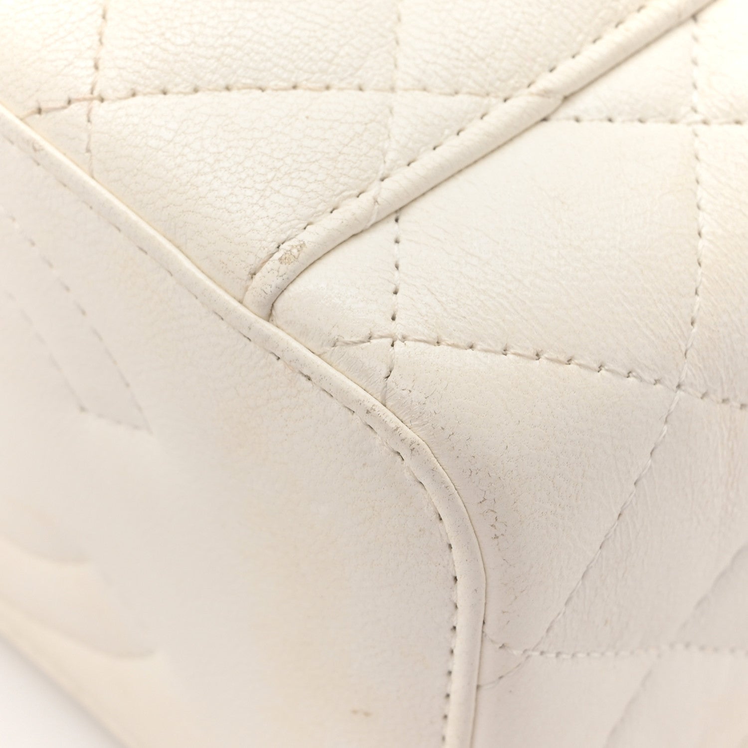 Chanel Lambskin Quilted Small CC Dynasty Vanity Case With Chain White 17 of 19