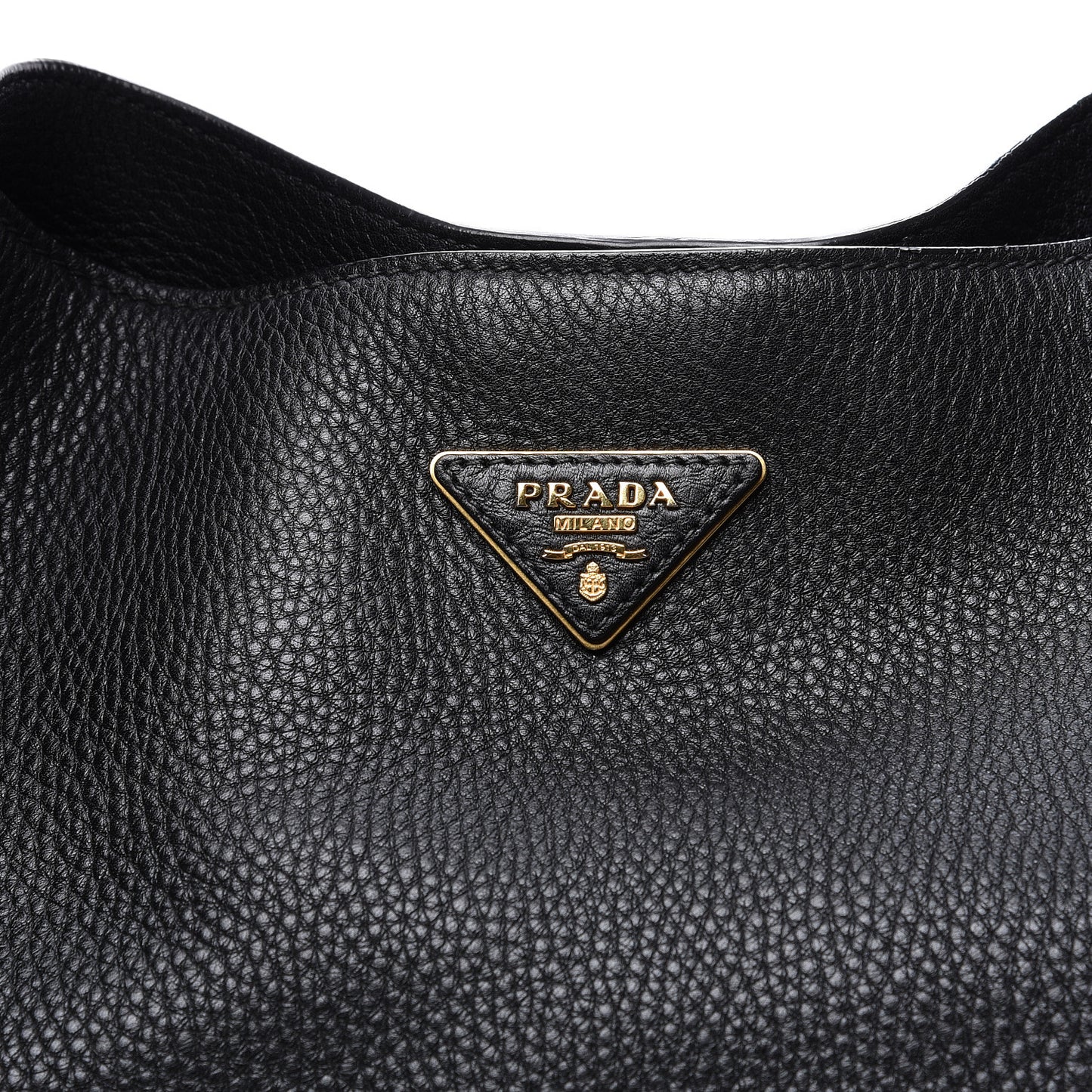 Vitello Daino Hobo Black