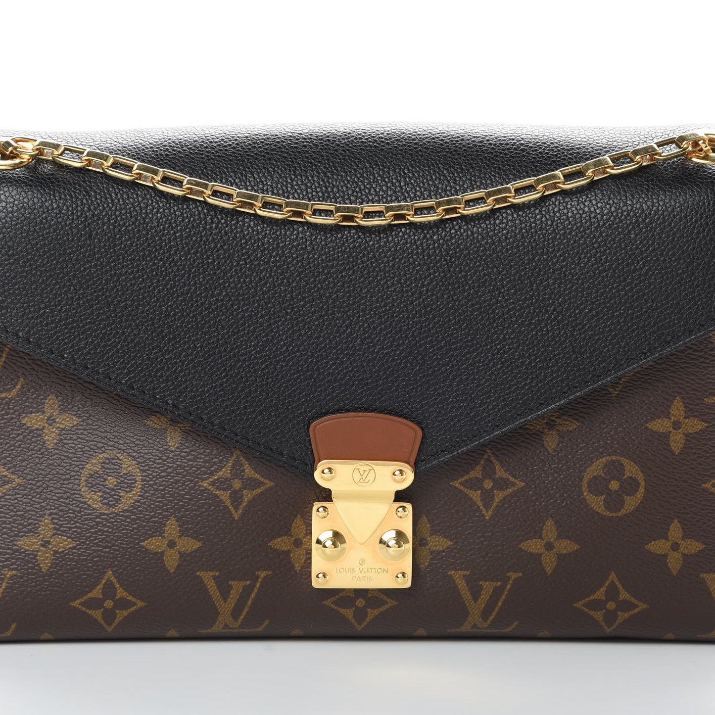 Monogram Pallas Chain Black