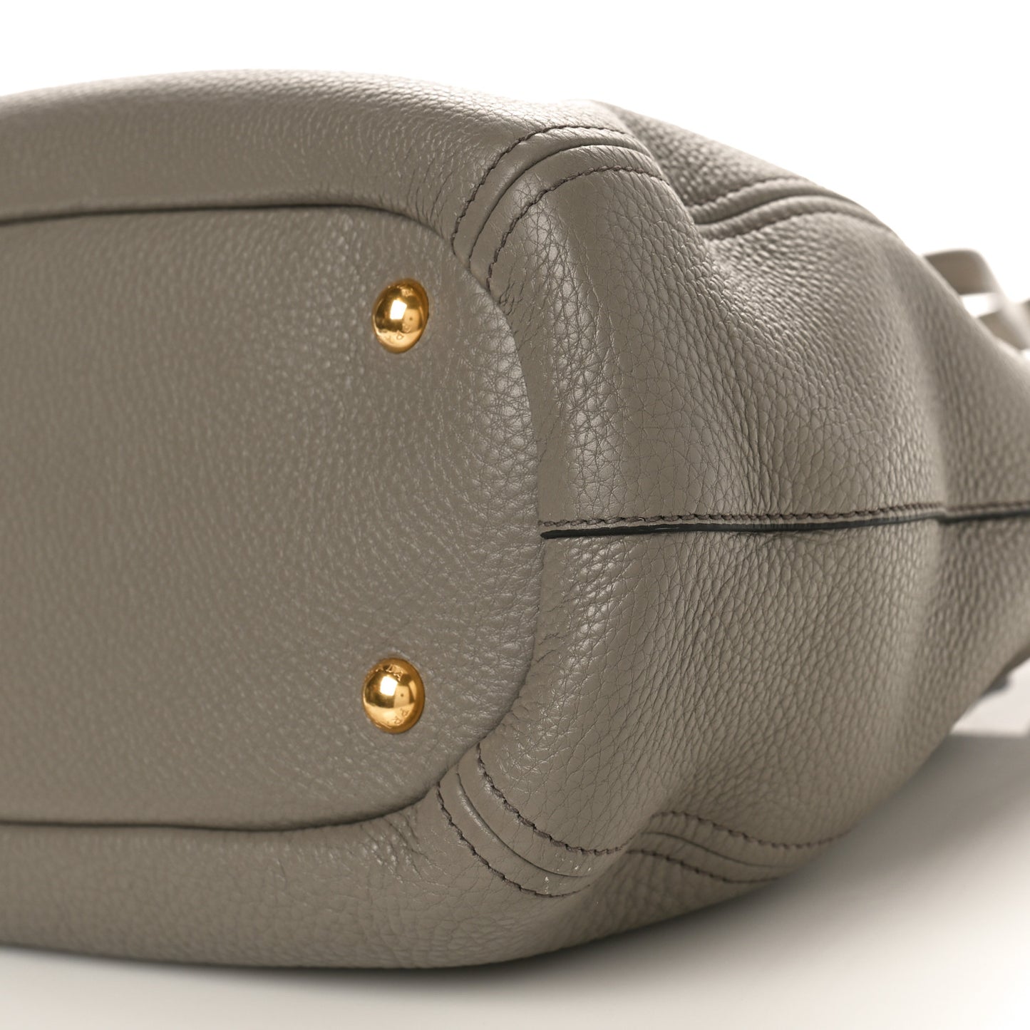 Vitello Phenix Shoulder Bag Argilla