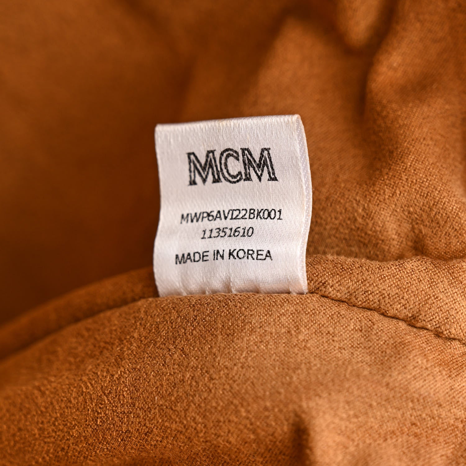 MCM Visetos Medium Liz Reversible Shopper Tote Black 9 of 23