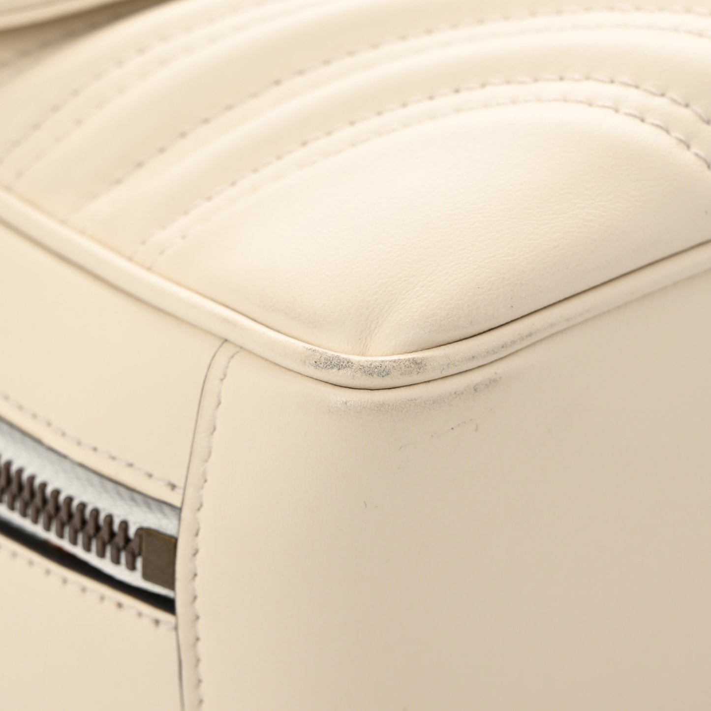 Calfskin Matelasse Sylvie Web Small GG Marmont Top Handle Shoulder Bag White