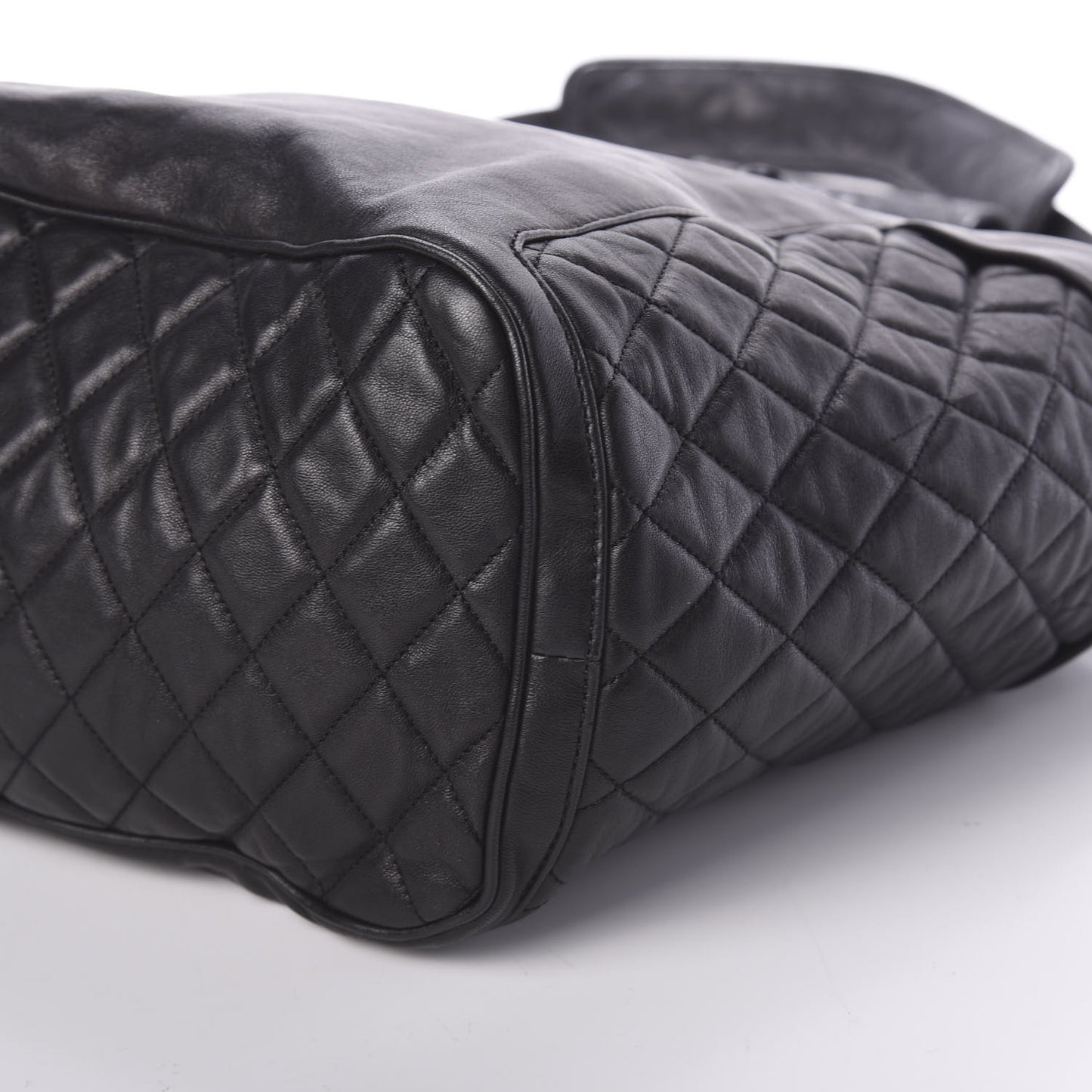 Lambskin Chain Embellished Blare Tote Black