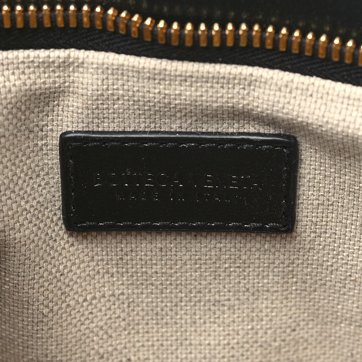 Nappa Intrecciato Medium Flip Flap Pouch Black