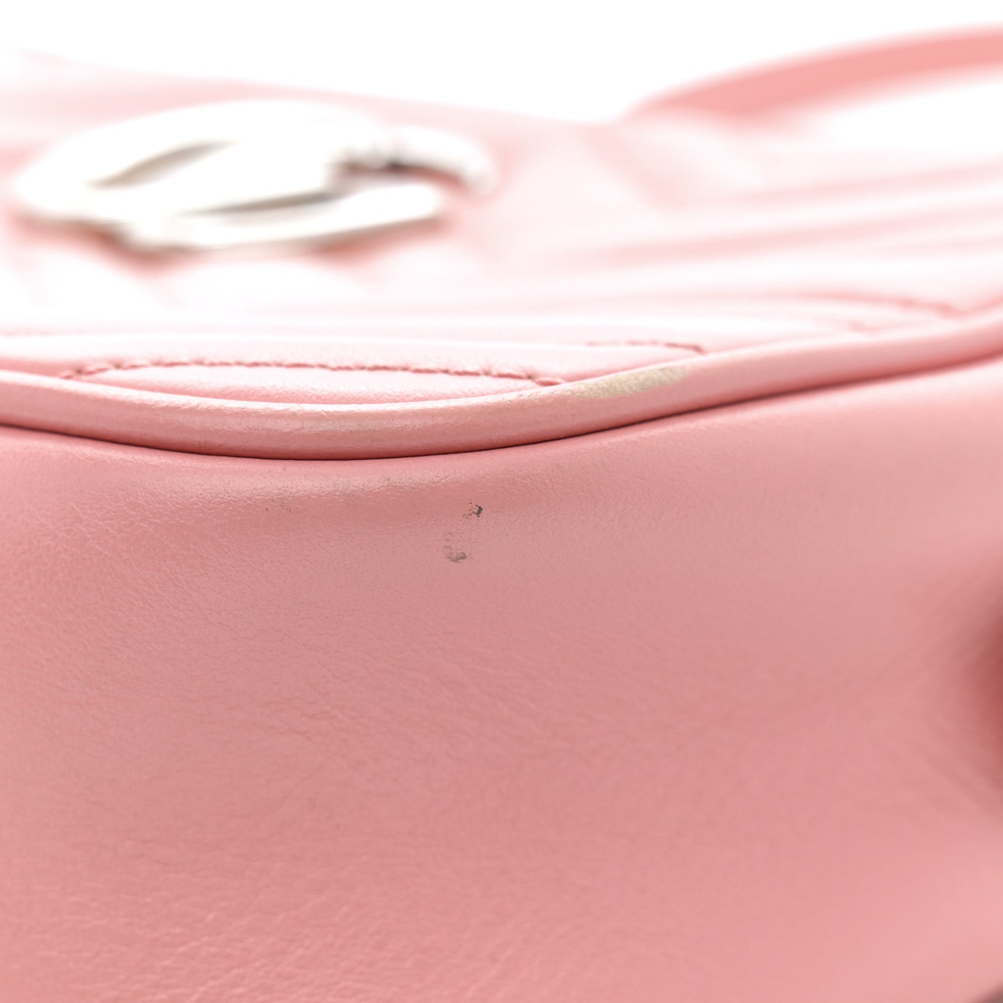 Calfskin Matelasse Small GG Marmont Chain Shoulder Bag Wild Rose