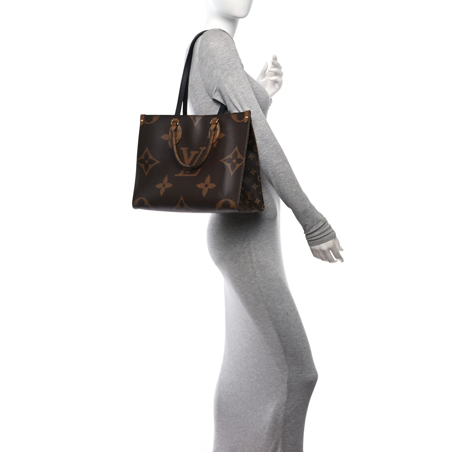 Reverse Monogram Giant Onthego MM