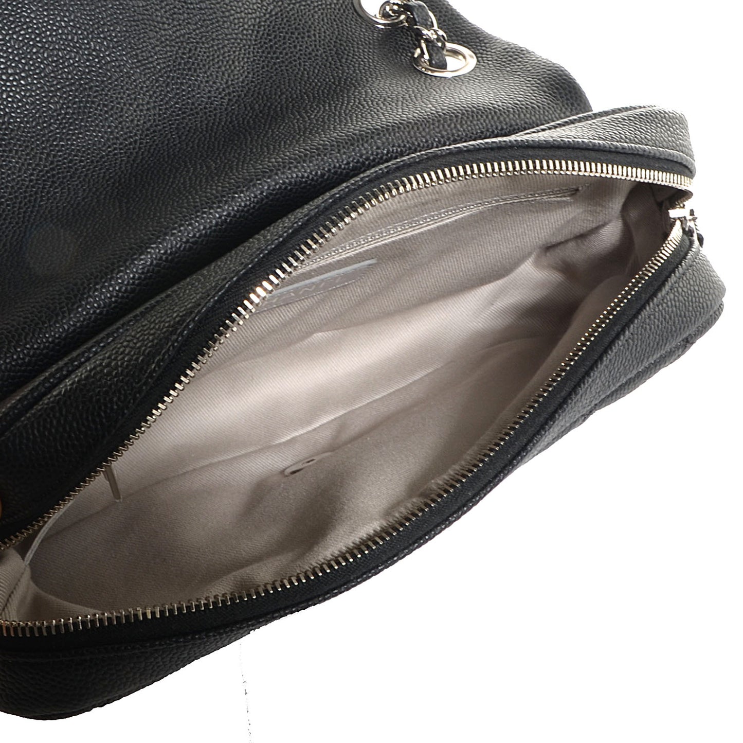 Easy Caviar Medium Flap Black
