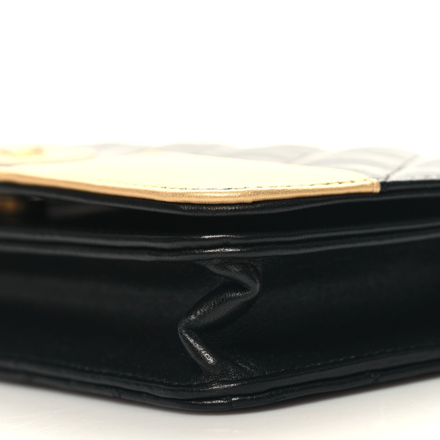 Lambskin Quilted Wallet On Chain WOC Black Beige