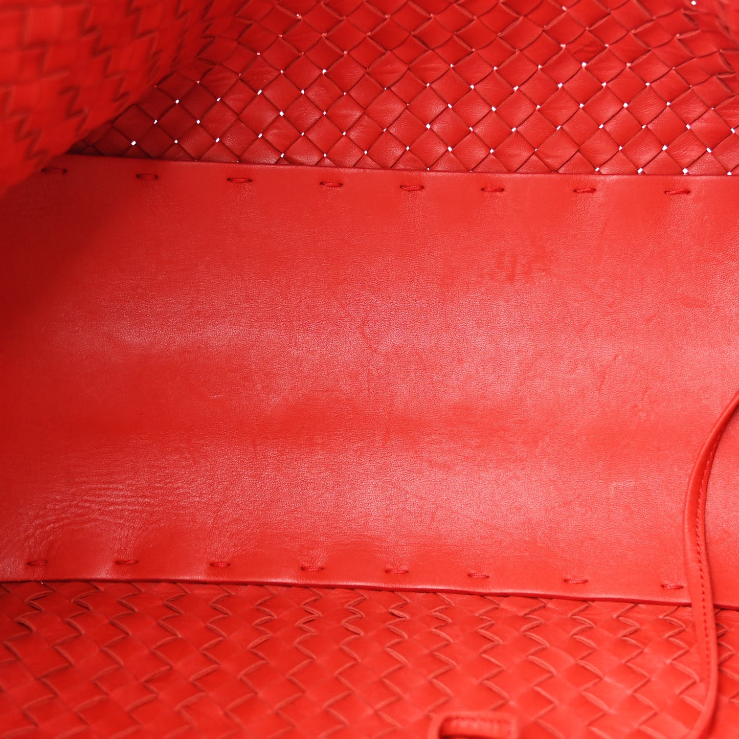 Nappa Intrecciato Mini Cabat Red