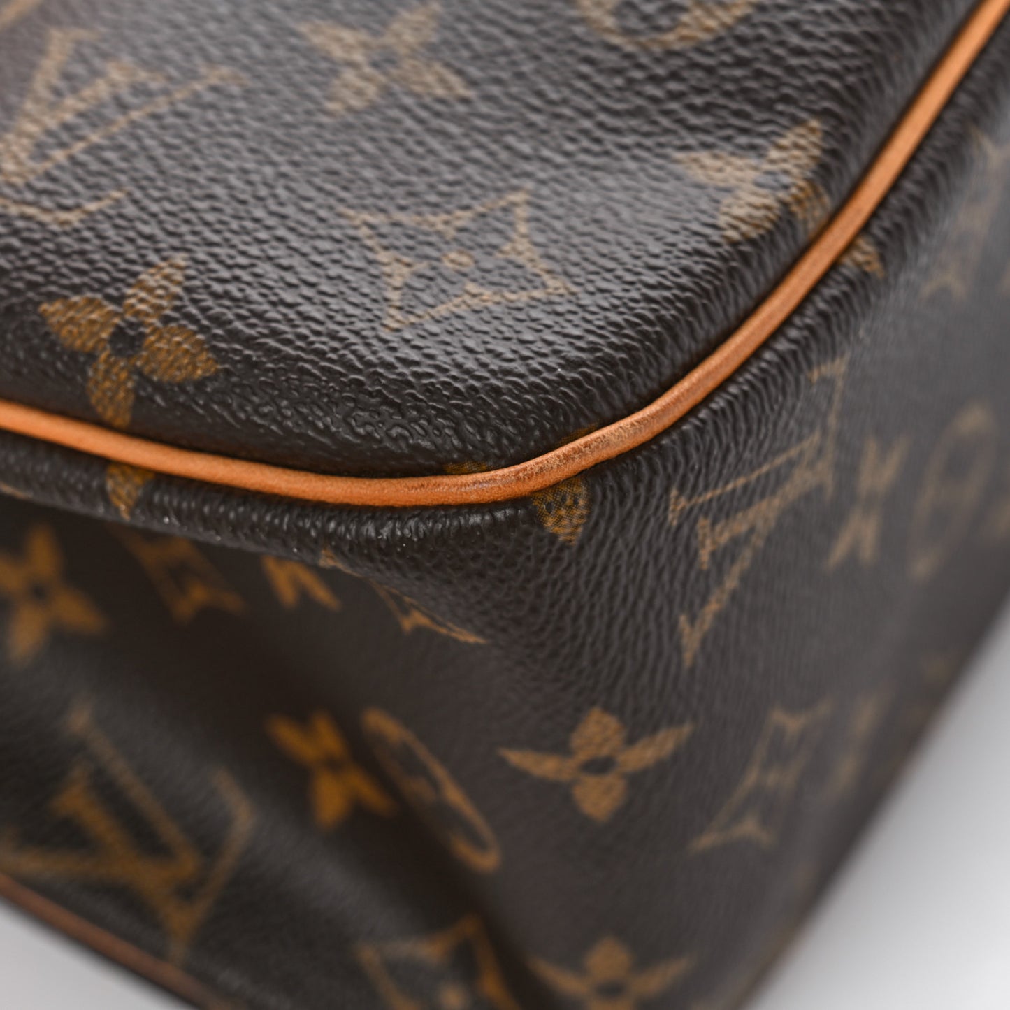 Monogram Cite GM