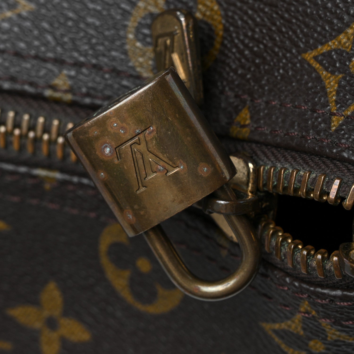 Louis Vuitton Monogram Keepall 45 17 of 17