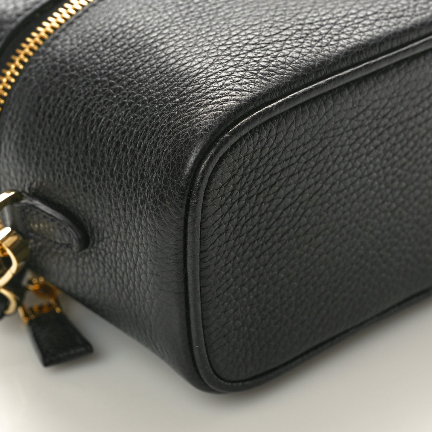 Vitello Daino Mini Bag Black