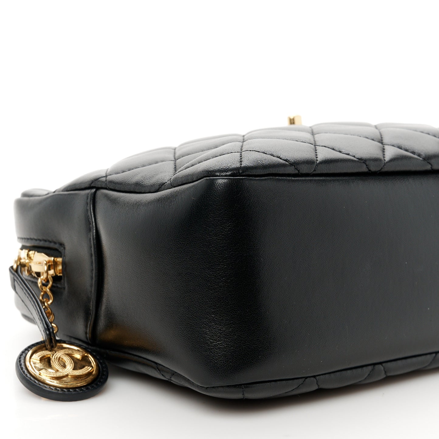 Shiny Lambskin Quilted Medium Camera Case Black