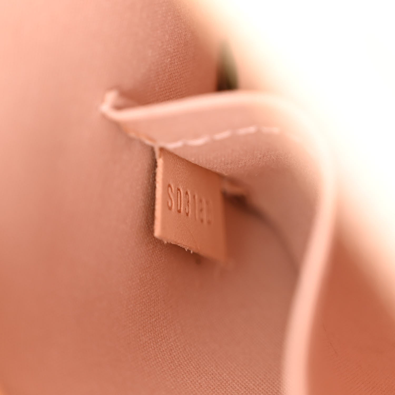 Louis Vuitton Vernis Alma BB Rose Angelique 7 of 12
