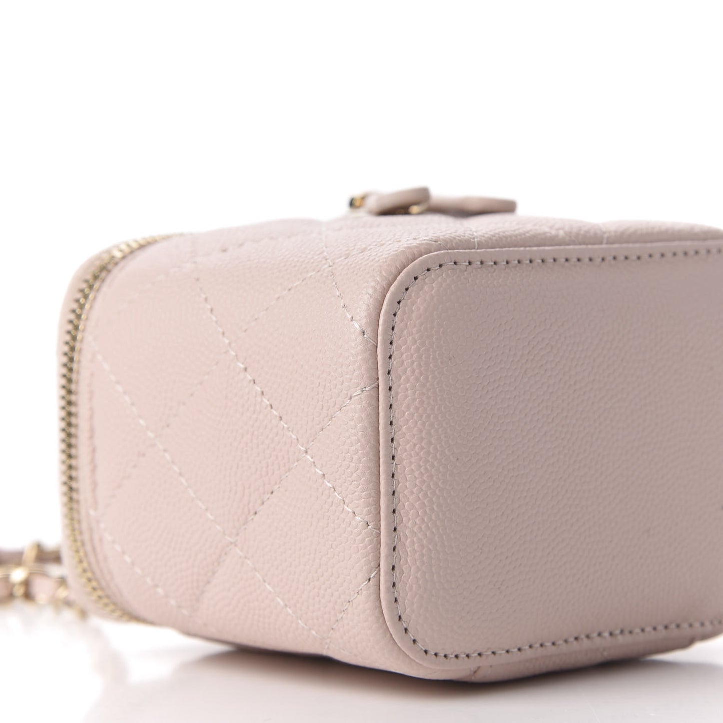 Caviar Quilted Mini Vanity Case With Chain Light Pink
