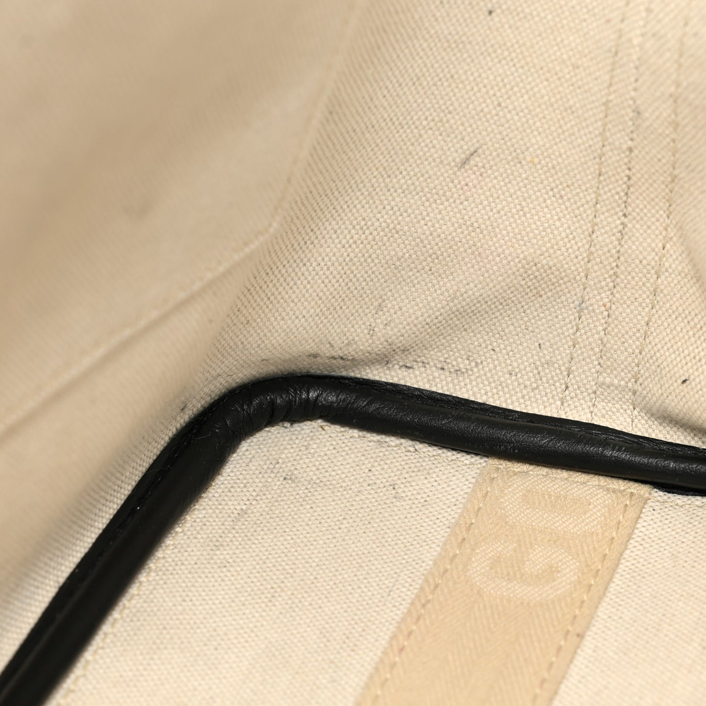 Goyardine Capetien Messenger Bag Black