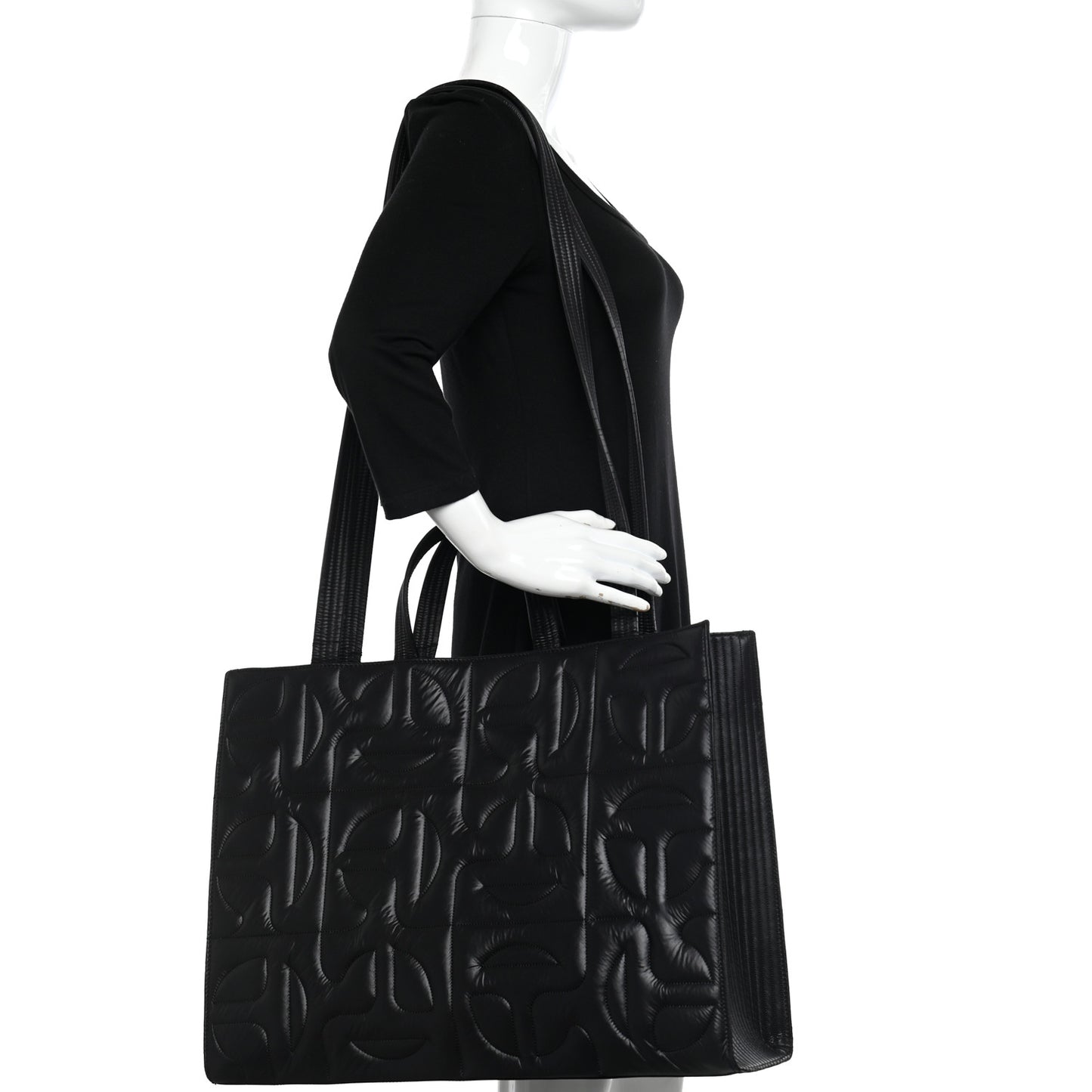 x MOOSE KNUCKLES Nylon Quilted Large Shopping Bag Black