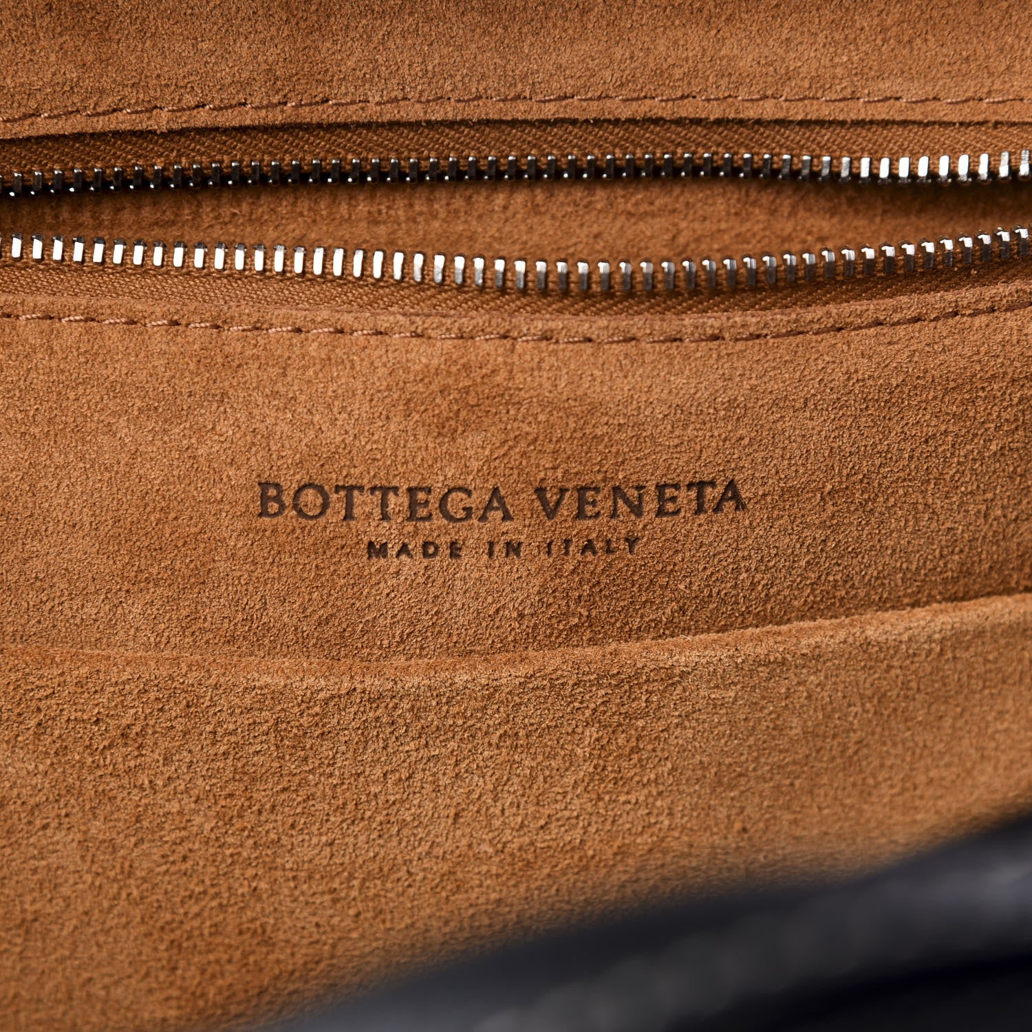 Bottega Veneta Grainy Calfskin Small Arco Black 5 of 9