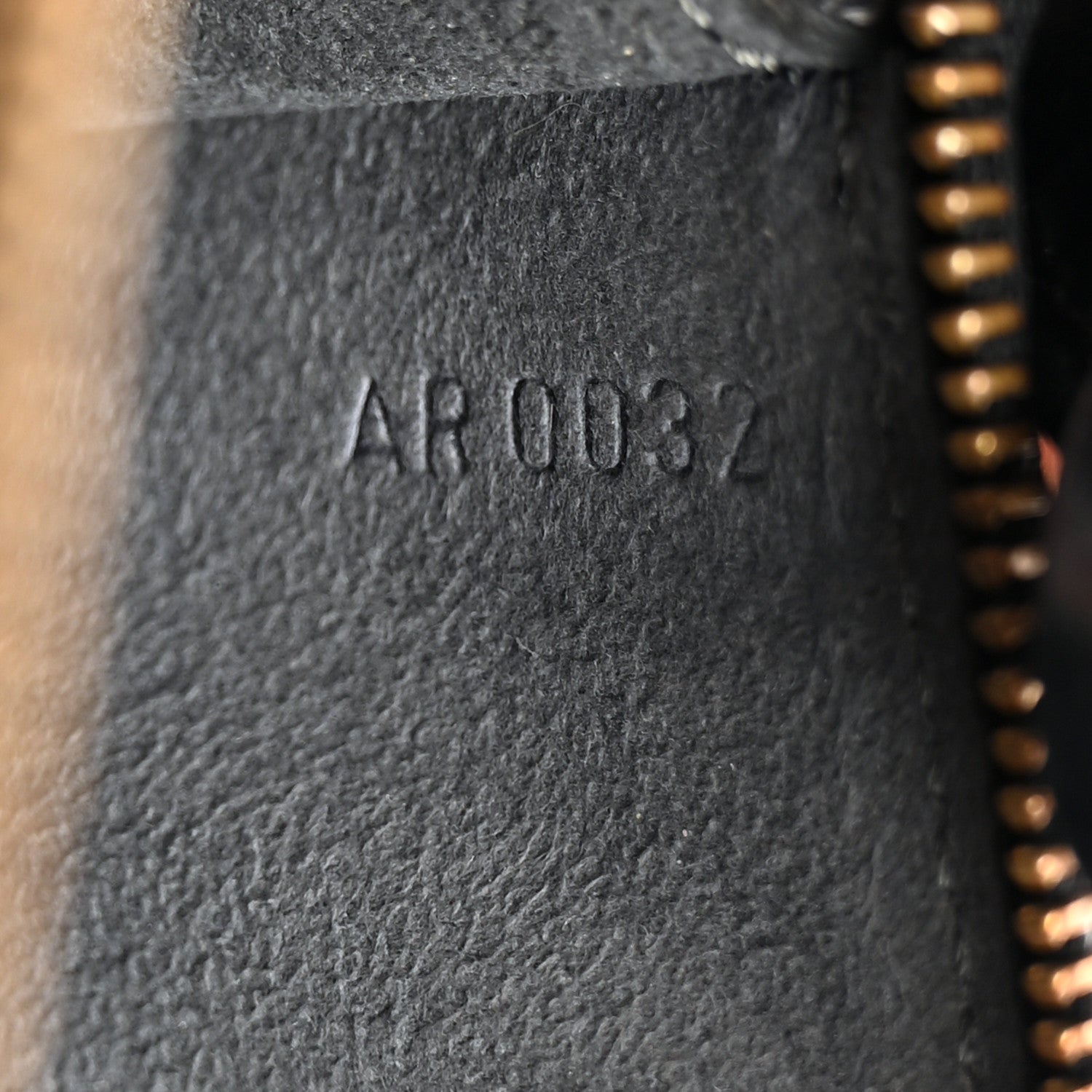 Louis Vuitton Epi Pochette Accessories 24 Black 7 of 8