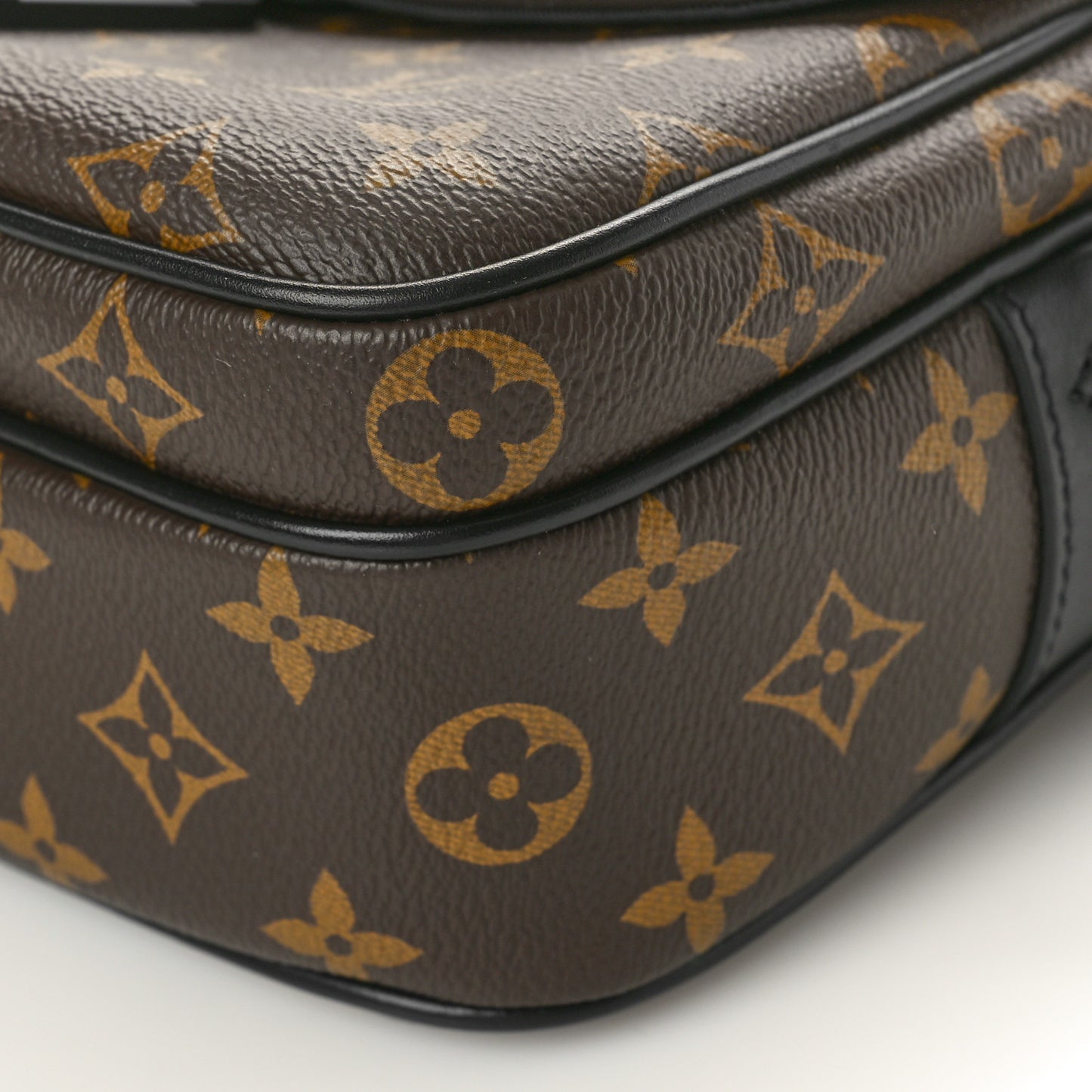 Monogram Macassar S Lock Messenger