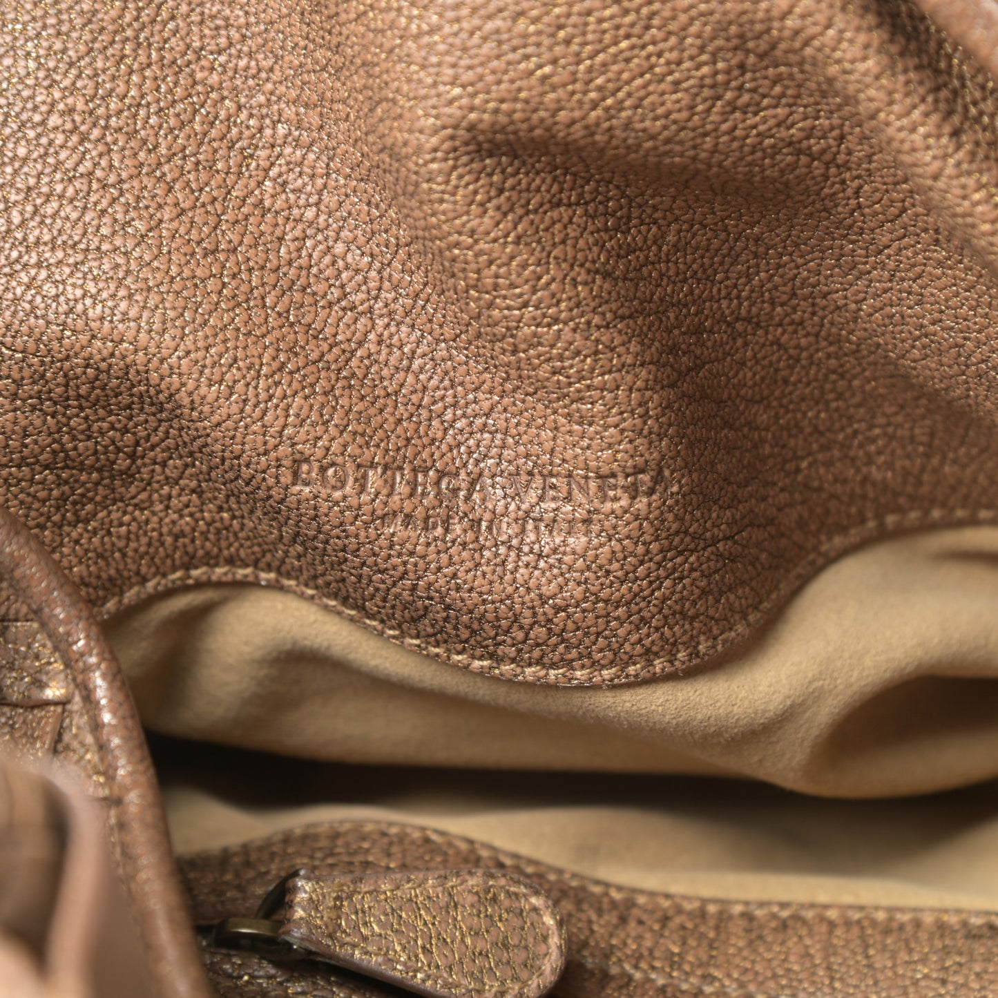 Chevre Intrecciato Sloane Hobo Ottone