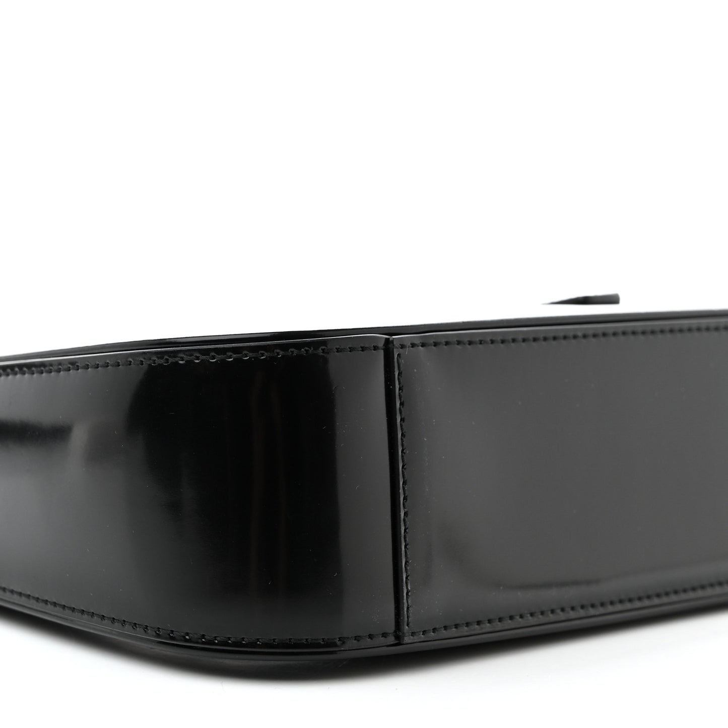 Patent Le 5 A 7 Monochrome Hobo Black