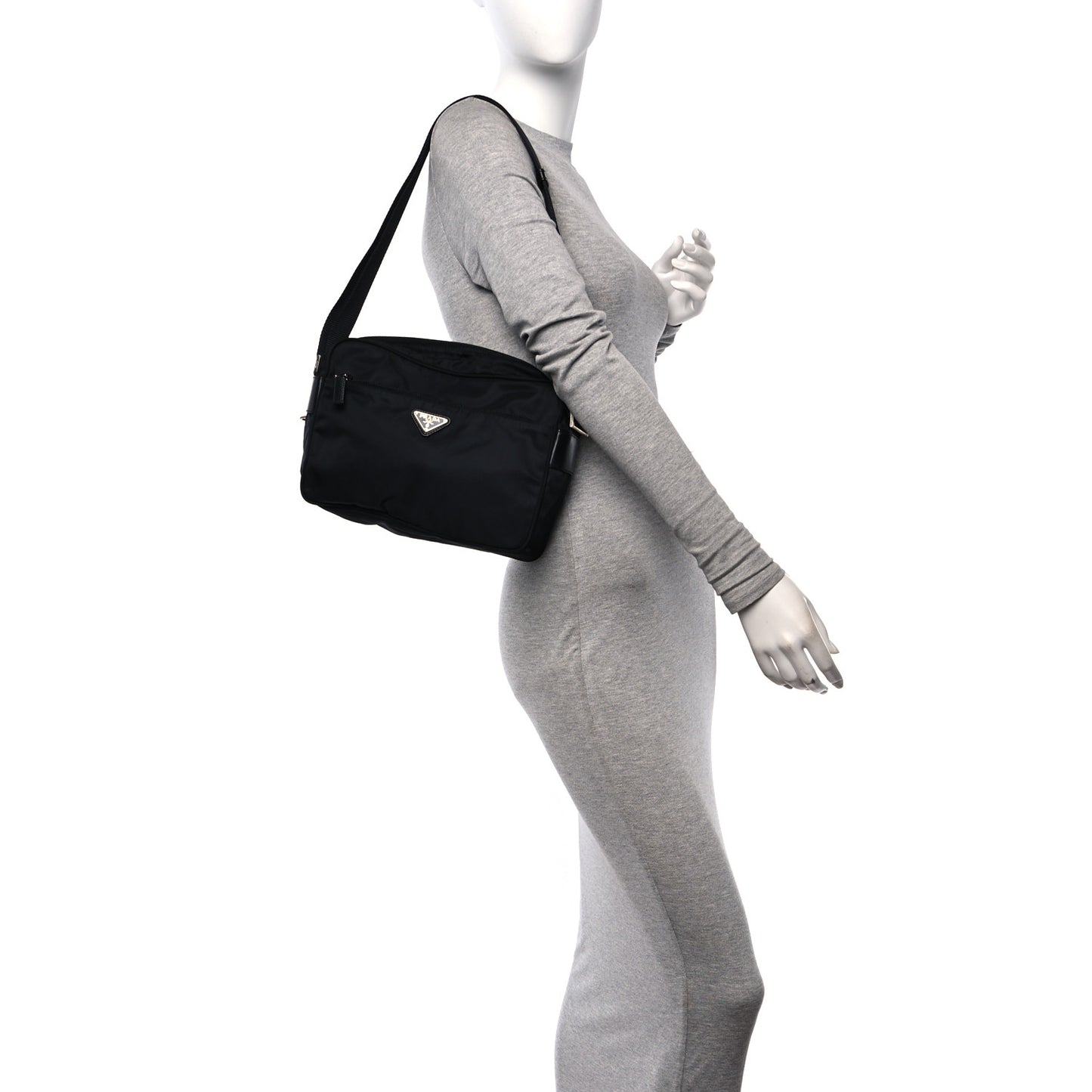 Nylon Vela Messenger Bag Black