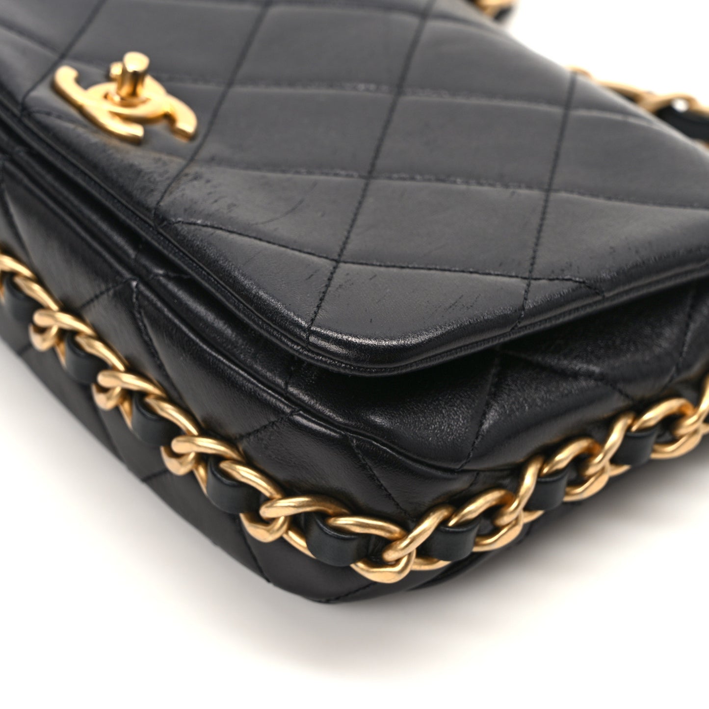 Shiny Lambskin Quilted Chain Around Flap Bag Black