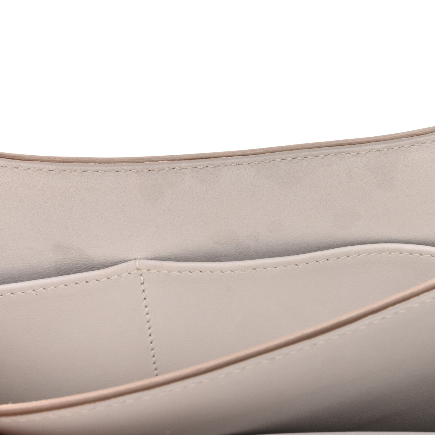 Epsom Constance 18 Gris Pale