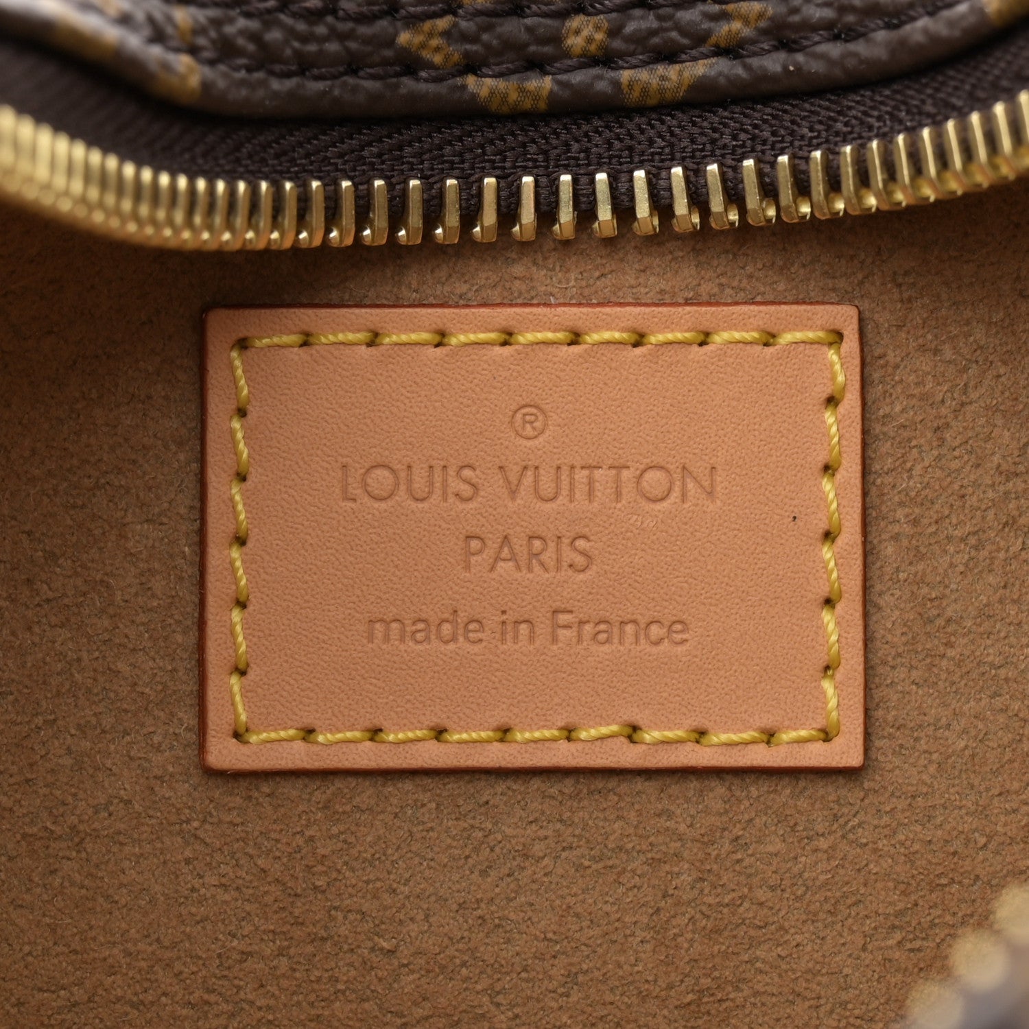 Louis Vuitton Monogram Loop 6 of 9