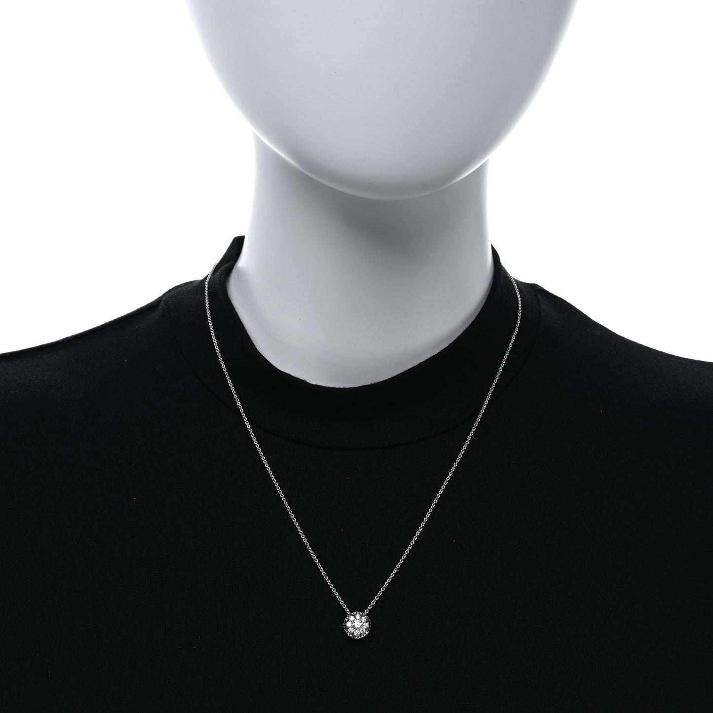 18K White Gold Diamond Pendant Necklace