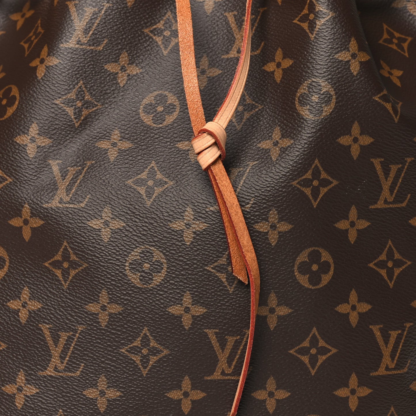 Monogram Noe
